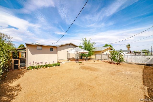 3150 E Northfield Avenue, Kingman, AZ 86409