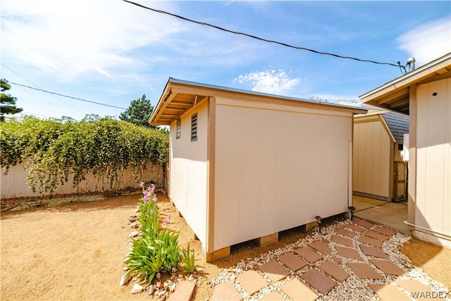 3150 E Northfield Avenue, Kingman, AZ 86409