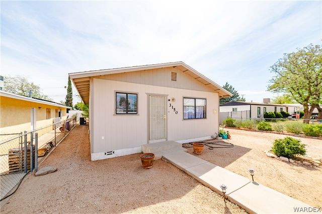 3150 E Northfield Avenue, Kingman, AZ 86409