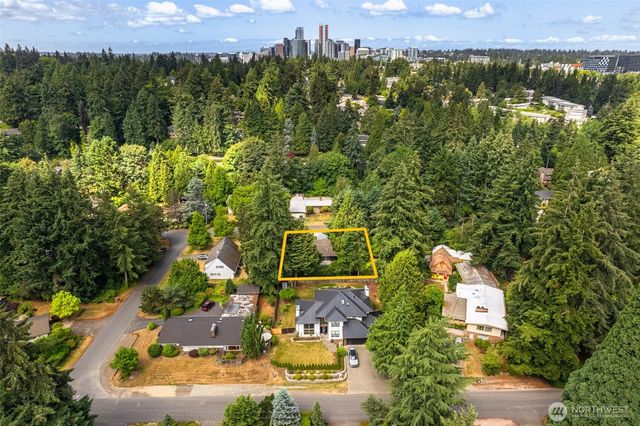 612 130th Avenue NE, Bellevue, WA 98005