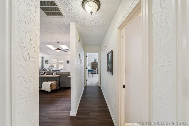 9416 S 69th East Avenue, Tulsa, OK 74133