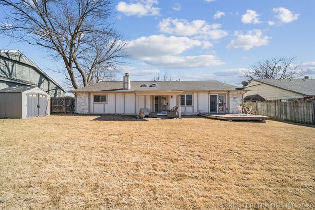 9416 S 69th East Avenue, Tulsa, OK 74133