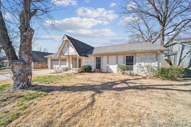 9416 S 69th East Avenue, Tulsa, OK 74133