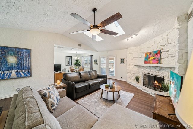 9416 S 69th East Avenue, Tulsa, OK 74133