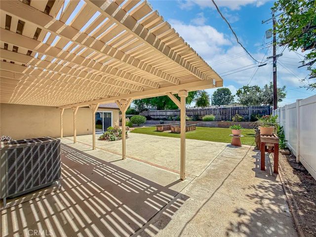 10514 Hillview Avenue, Chatsworth, CA 91311