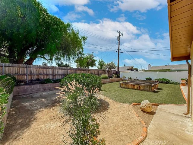 10514 Hillview Avenue, Chatsworth, CA 91311