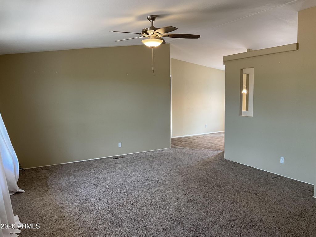Image 25 of property listing at 7011 S PINTEK Lane, Hereford, AZ 85615
