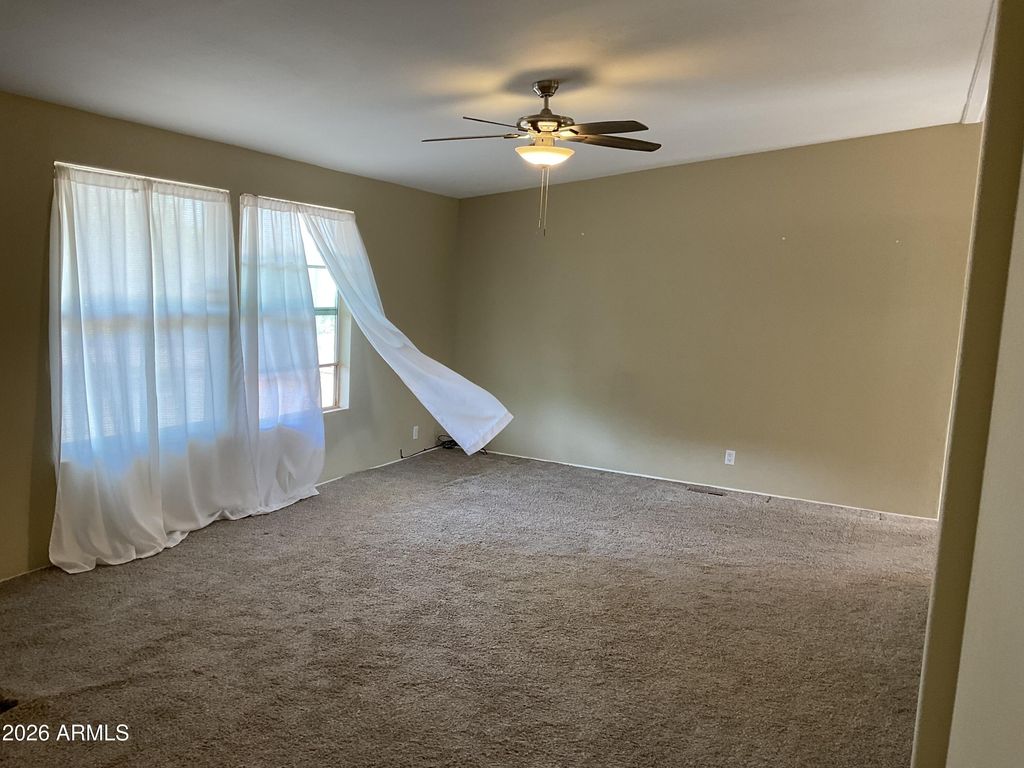 Image 26 of property listing at 7011 S PINTEK Lane, Hereford, AZ 85615