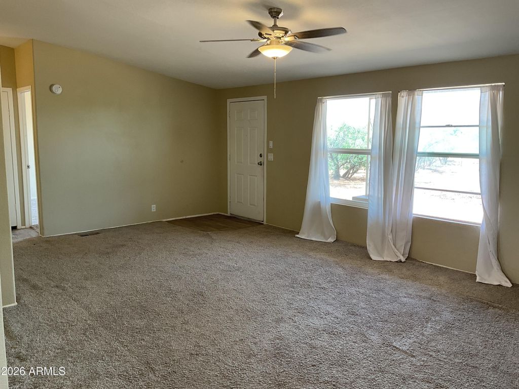 Image 27 of property listing at 7011 S PINTEK Lane, Hereford, AZ 85615