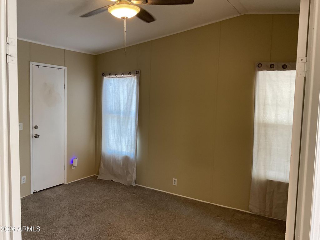 Image 29 of property listing at 7011 S PINTEK Lane, Hereford, AZ 85615