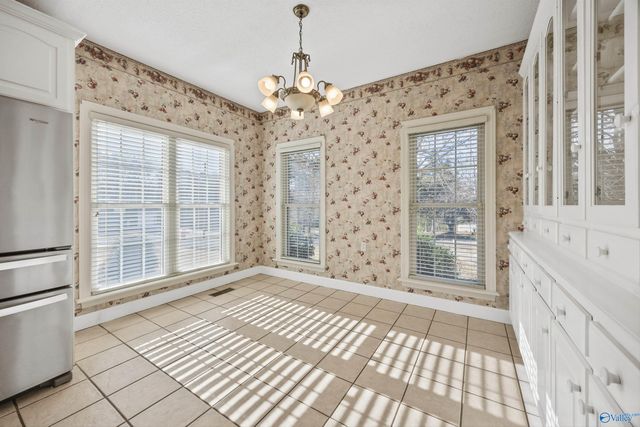 10 Chera Trail, Grant, AL 35747