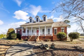 10 Chera Trail, Grant, AL 35747