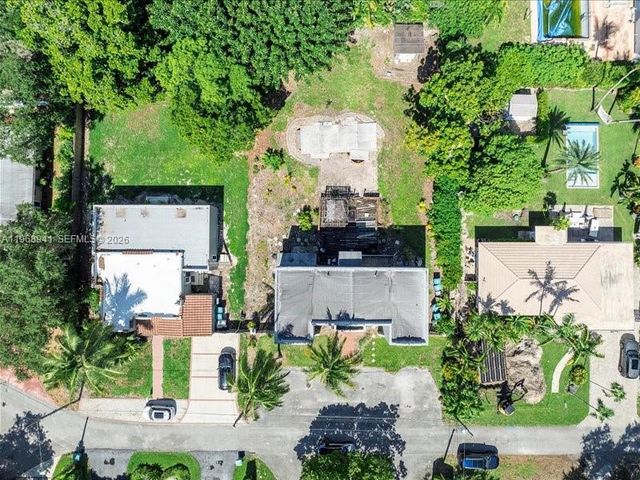 11402 NE 8th Ct, Biscayne Park, FL 33161