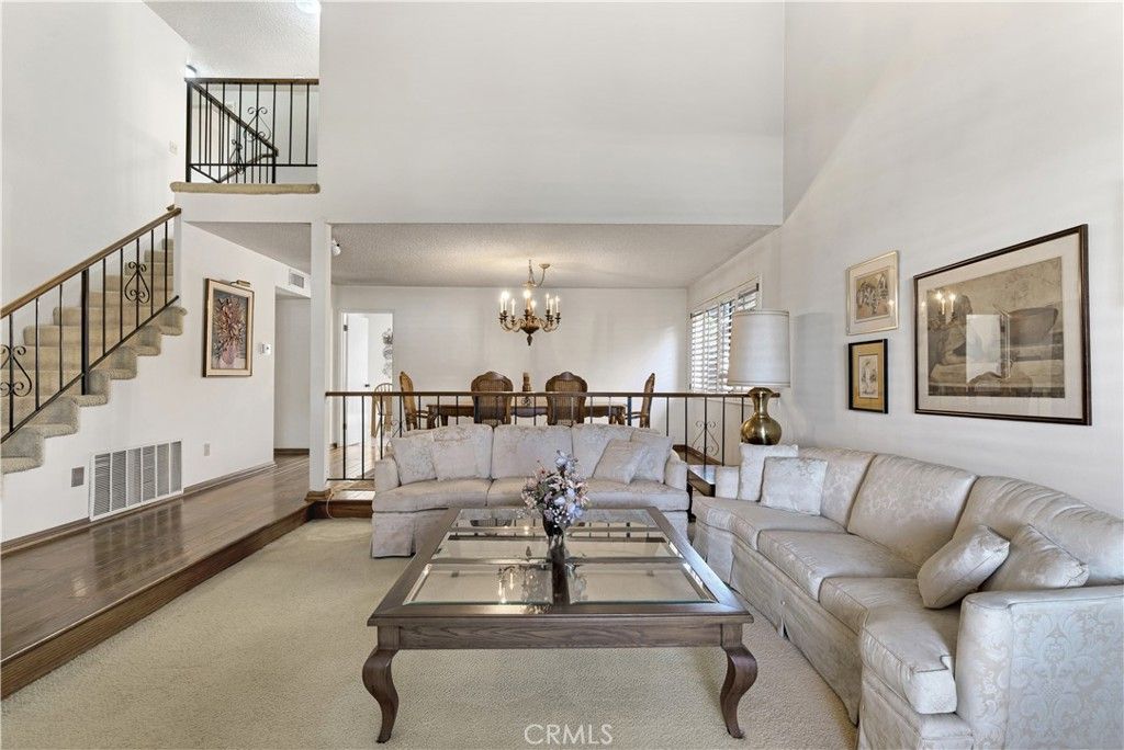 5521 Goodland Avenue, Valley Village, CA 91607 — photo 4