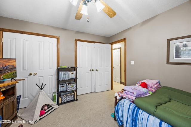 1173 Johnson Ln, Taylorsville, KY 40071