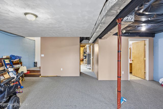 1173 Johnson Ln, Taylorsville, KY 40071