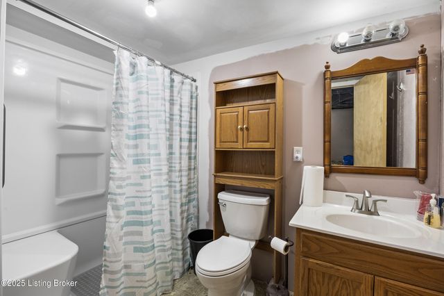 1173 Johnson Ln, Taylorsville, KY 40071