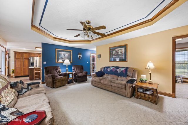 1173 Johnson Ln, Taylorsville, KY 40071