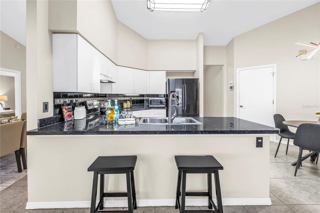 5810 BITTER ORANGE AVENUE, Tampa, FL 33625