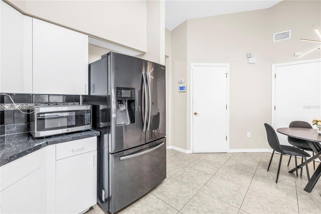 5810 BITTER ORANGE AVENUE, Tampa, FL 33625