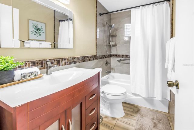 5810 BITTER ORANGE AVENUE, Tampa, FL 33625