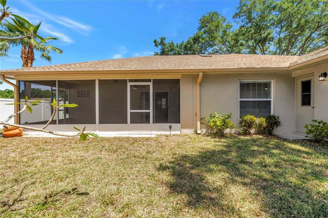 5810 BITTER ORANGE AVENUE, Tampa, FL 33625