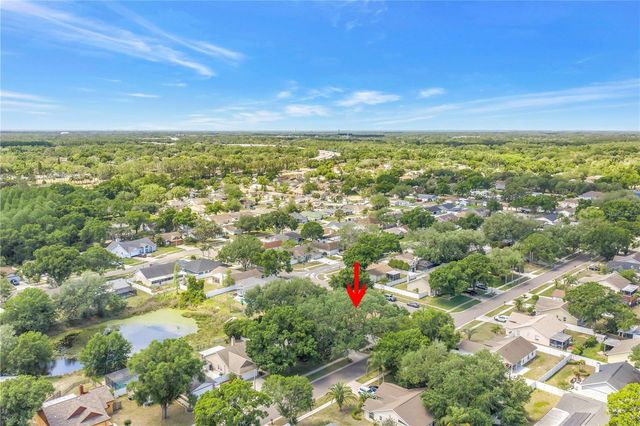 5810 BITTER ORANGE AVENUE, Tampa, FL 33625