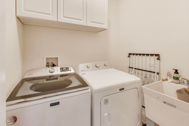 1506 W NORTHWEST Highway, Arlington Heights, IL 60004