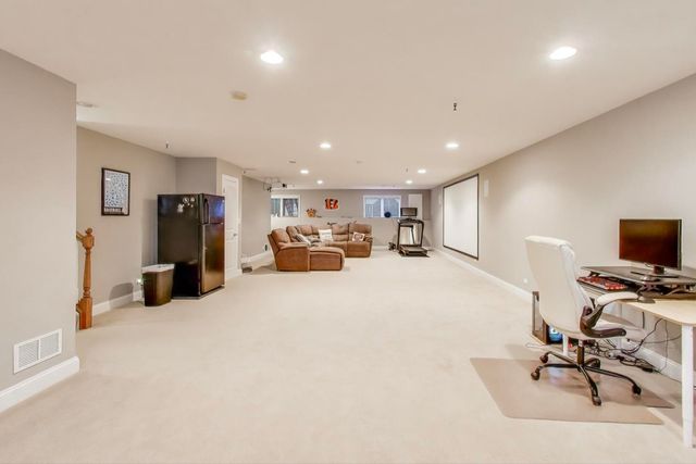 1506 W NORTHWEST Highway, Arlington Heights, IL 60004