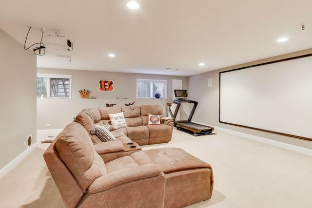 1506 W NORTHWEST Highway, Arlington Heights, IL 60004