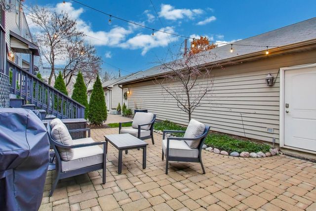 1506 W NORTHWEST Highway, Arlington Heights, IL 60004