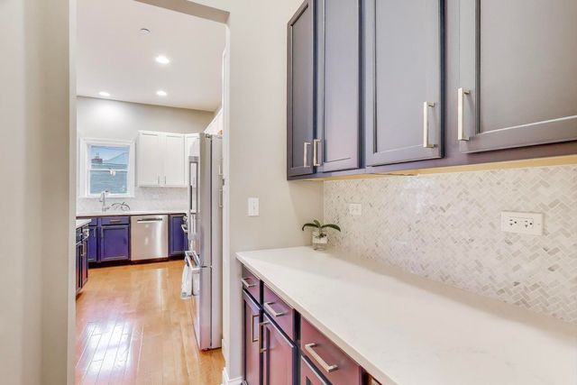 1506 W NORTHWEST Highway, Arlington Heights, IL 60004