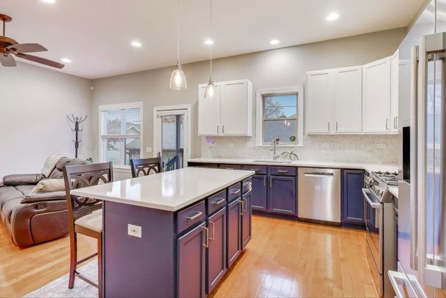 1506 W NORTHWEST Highway, Arlington Heights, IL 60004