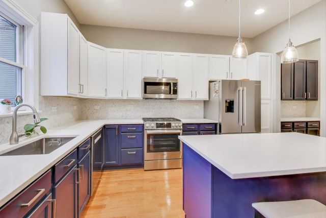 1506 W NORTHWEST Highway, Arlington Heights, IL 60004