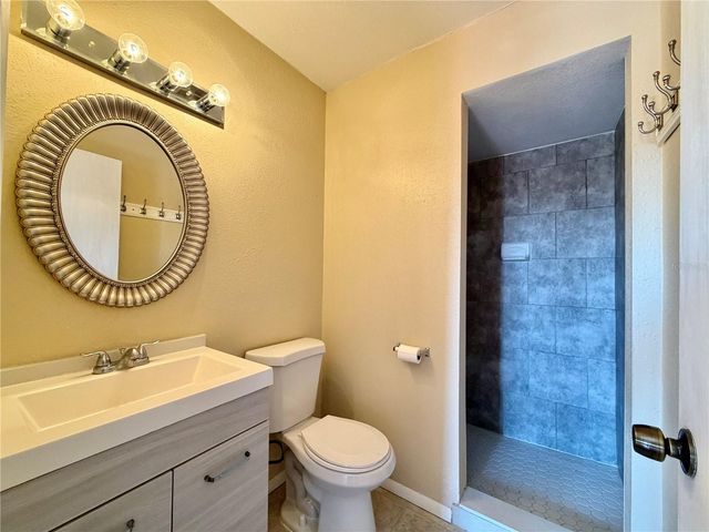 10800 US HIGHWAY 19 N 236, Pinellas Park, FL 33782