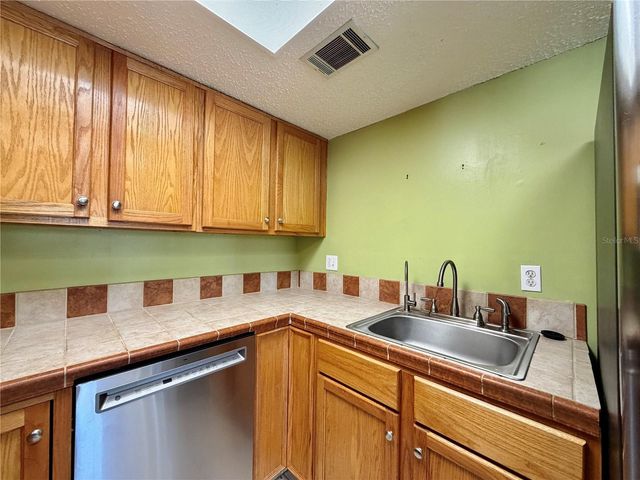 10800 US HIGHWAY 19 N 236, Pinellas Park, FL 33782