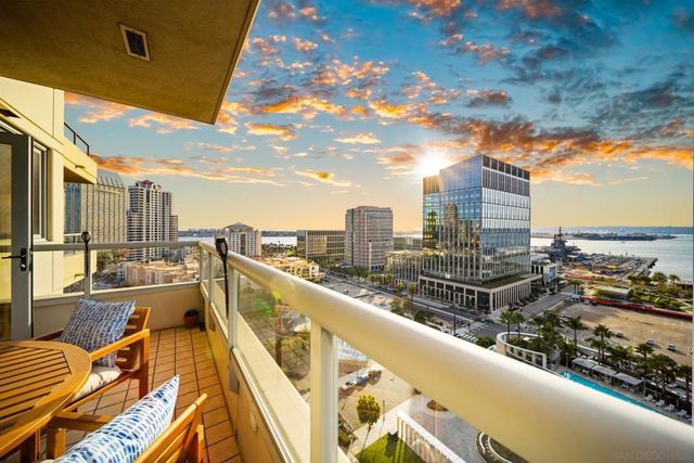 700 W E St 1502, San Diego, CA 92101