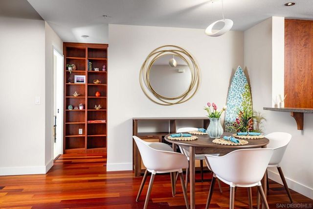 700 W E St 1502, San Diego, CA 92101