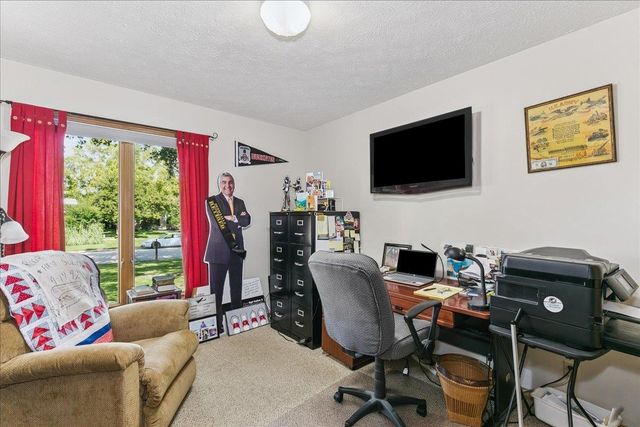 4922 N Harborside Dr, Wichita, KS 67204