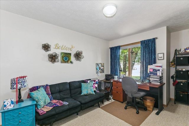 4922 N Harborside Dr, Wichita, KS 67204