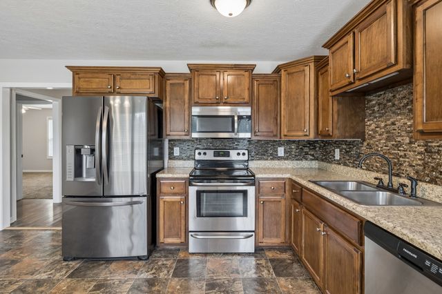 334 Tom Ferrell Rd, Portland, TN 37148