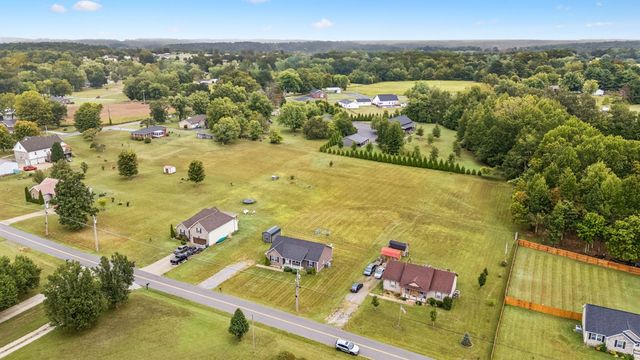 334 Tom Ferrell Rd, Portland, TN 37148