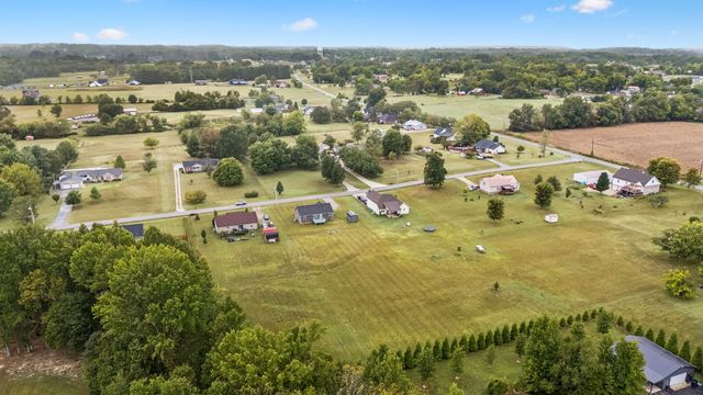 334 Tom Ferrell Rd, Portland, TN 37148