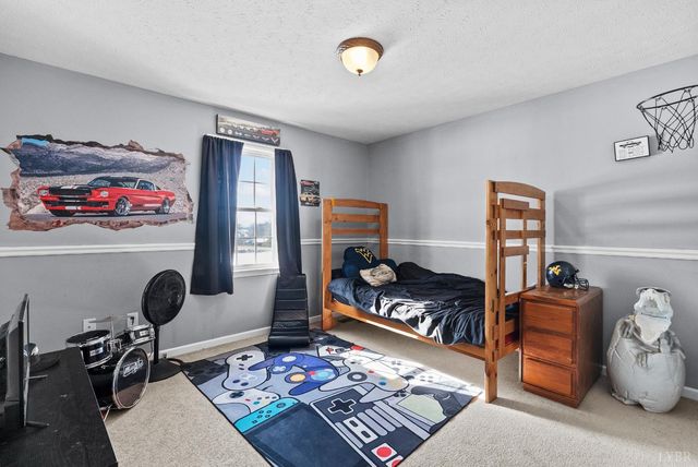 2305 Smith Mountain Lake Parkway, Huddleston, VA 24104