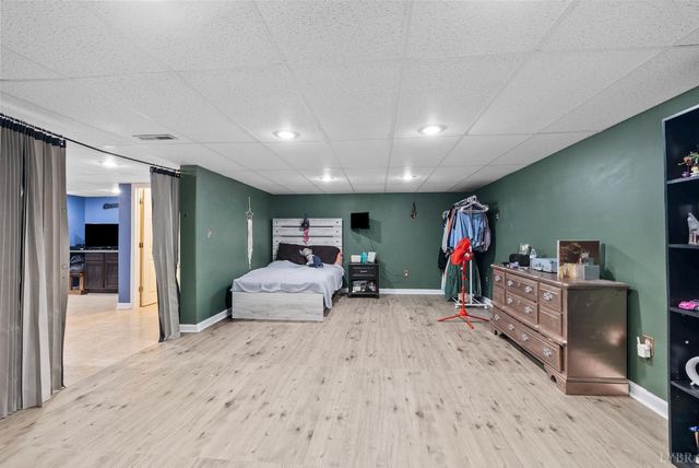 2305 Smith Mountain Lake Parkway, Huddleston, VA 24104