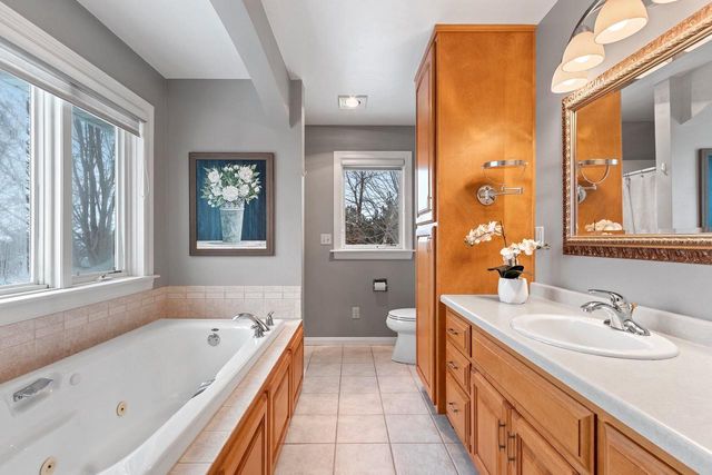 1228 GAIL DRIVE, Green Bay, WI 54311