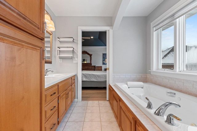 1228 GAIL DRIVE, Green Bay, WI 54311