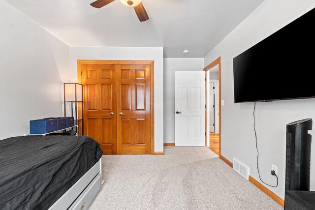 1228 GAIL DRIVE, Green Bay, WI 54311