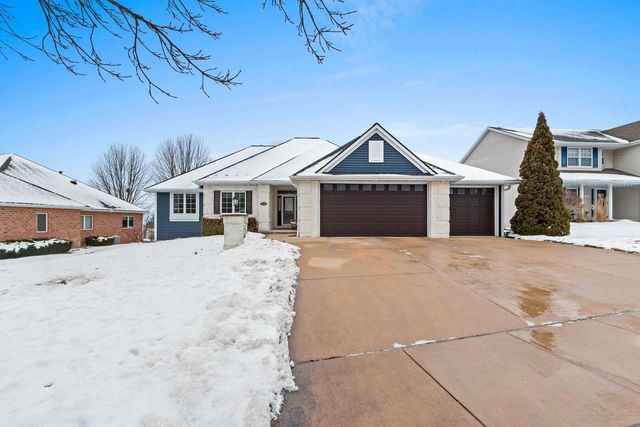 1228 GAIL DRIVE, Green Bay, WI 54311