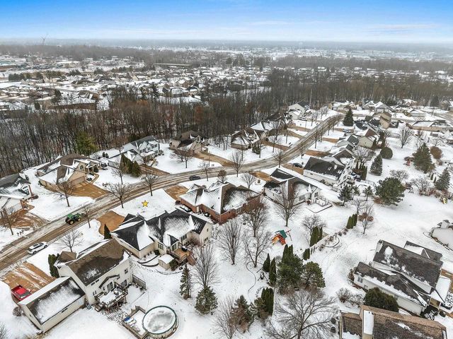 1228 GAIL DRIVE, Green Bay, WI 54311